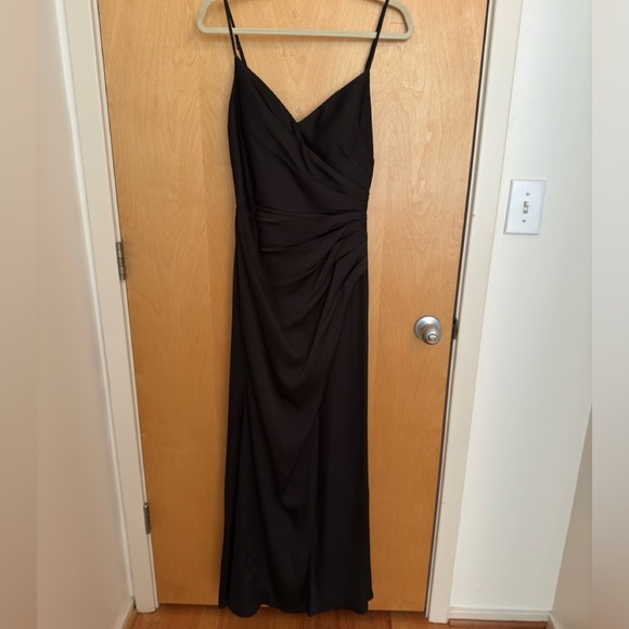 Black satin beautiful gown, worn once and in perfect condition! Bridesmaid/guest - Picture 2 of 7